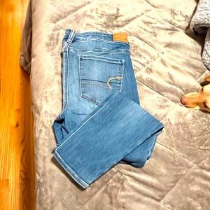 Medium Wash Skinny Fit Jeggings